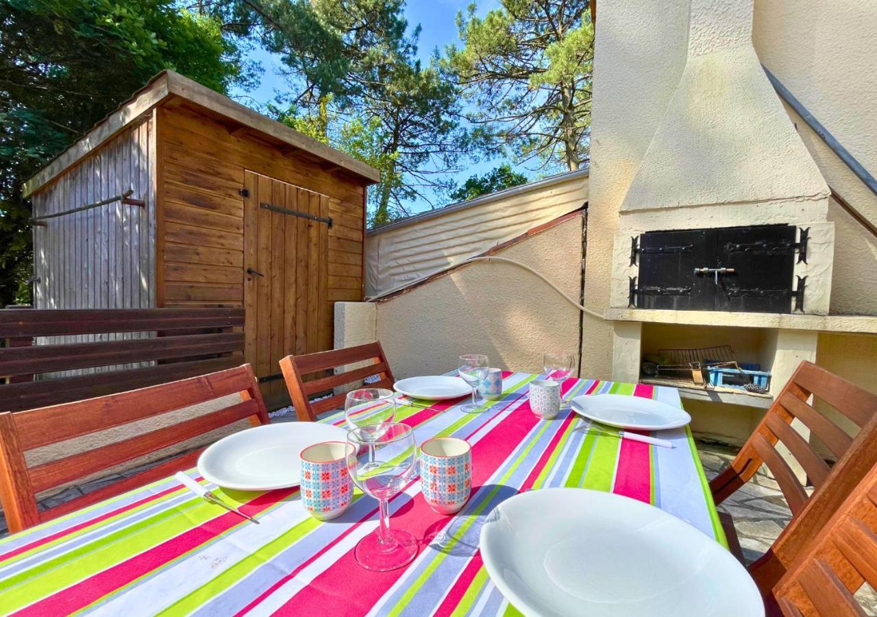 Sylviculteurs - Charmante Villa Patio Renovee セノッス - ル・ペノン エクステリア 写真