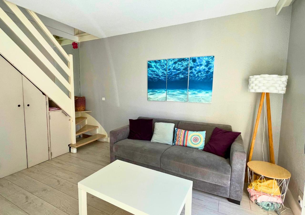 Sylviculteurs - Charmante Villa Patio Renovee セノッス - ル・ペノン エクステリア 写真